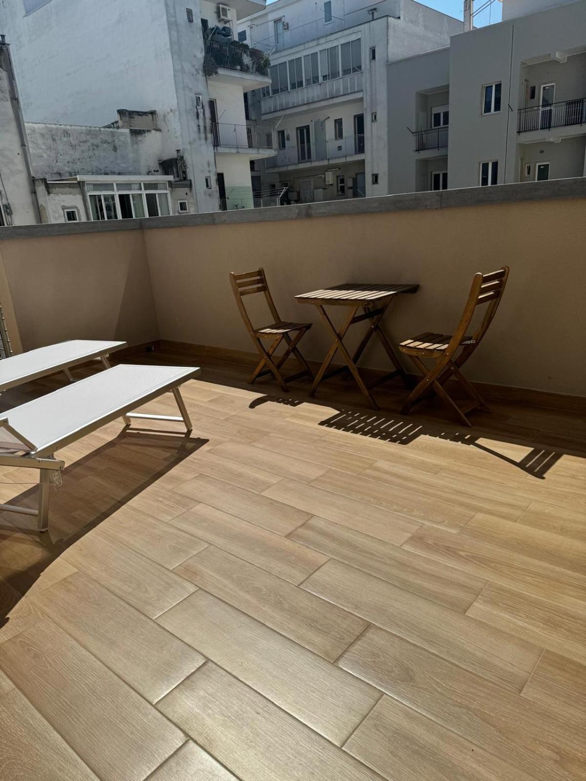 Piccinni Exclusive Suite 5 Bari Exteriör bild
